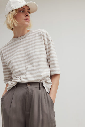 Esme Studios Signe Boxy Stripe T-Shirt White Beige