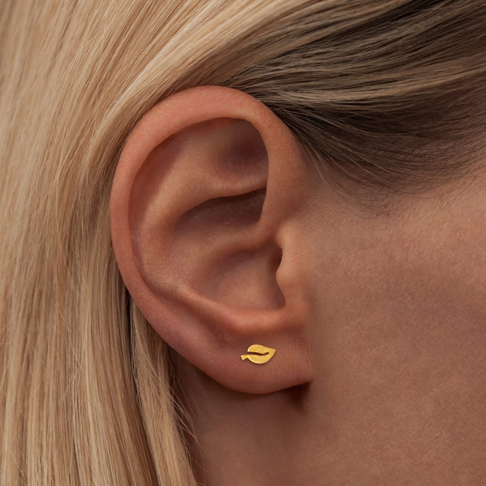 Lulu Copenhagen Single Stud Earring Gold Plated Leaf